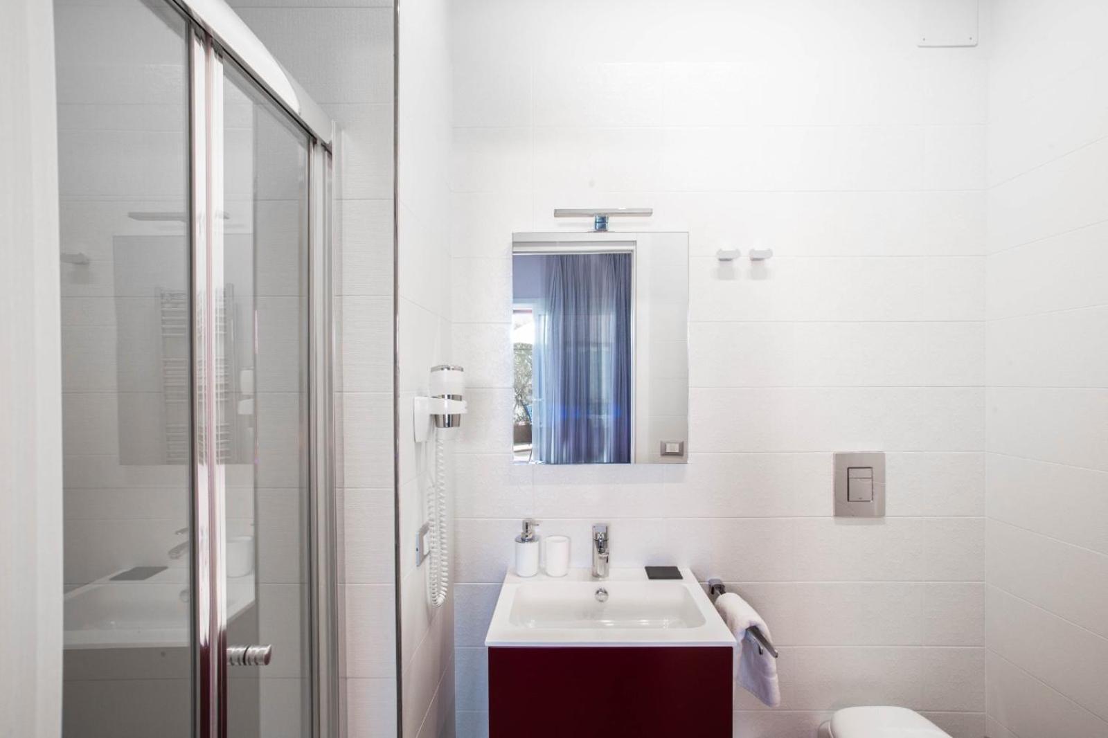 Little Rock Guest House جنوى المظهر الخارجي الصورة