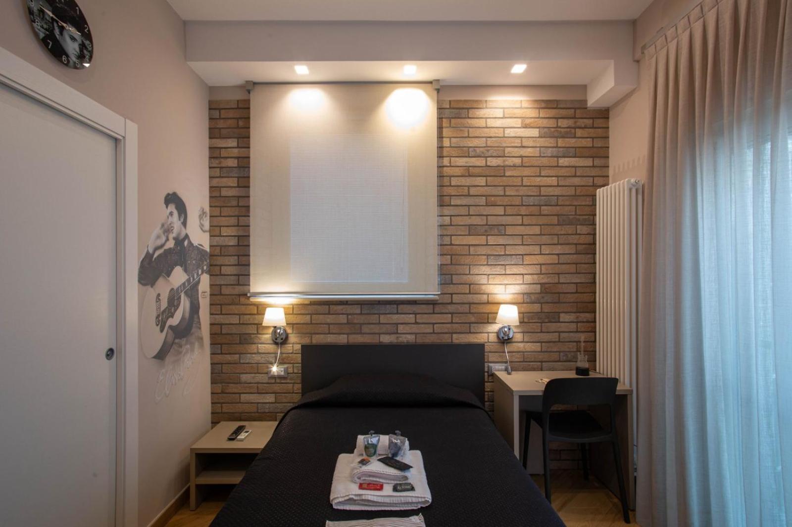 Little Rock Guest House جنوى المظهر الخارجي الصورة