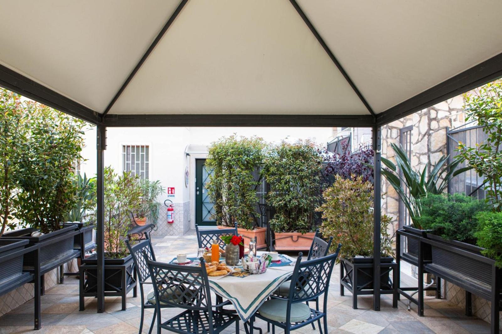 Little Rock Guest House جنوى المظهر الخارجي الصورة
